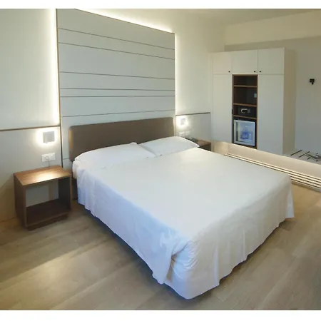 فندق Victoria 4*