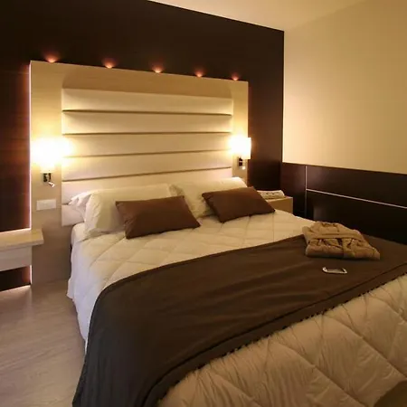 Victoria Hotel 4*