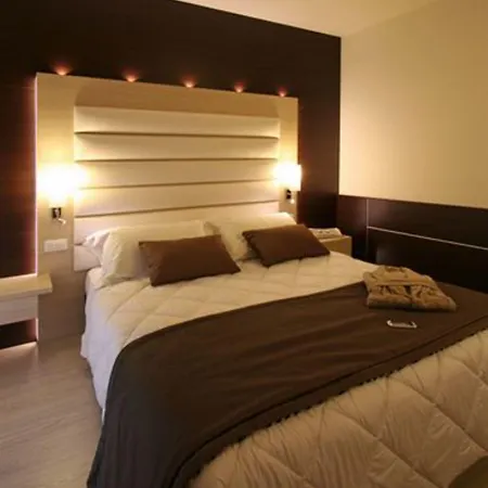 Victoria Hotel 4*