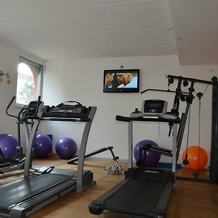 Victoria Hotel 4*
